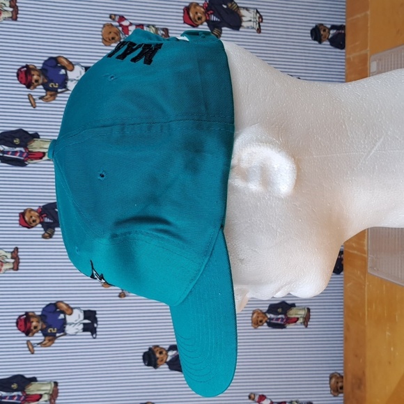 Vintage Florida Marlins stitched logo back spellout turquoise & black snapback - Picture 2 of 8